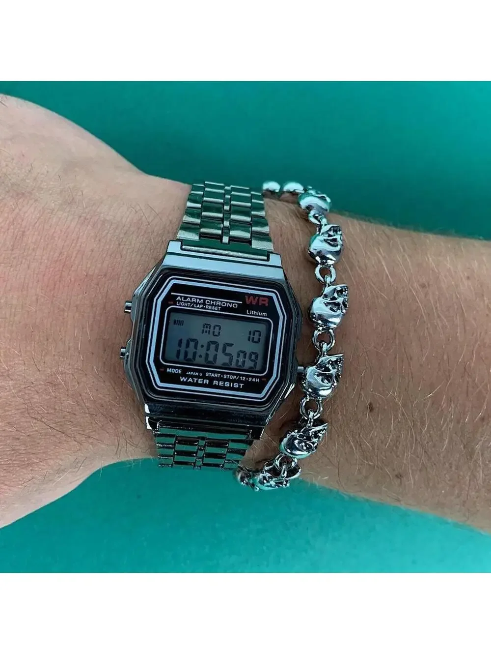 Cyber Y2k 2000s vintage style retro silver stainless steel digital watch